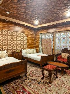 Dangola Palace Group of Houseboats - Durgjan - 9