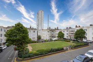 2 Bedroom Flat - with King Sized Beds, Netflix and Sky - Perfect for contractors, vacation guests or those relocating - Brighton & Hove - 9