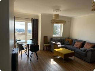 A cozy room walking distance to the beach with a private bathroom - Galway - 2