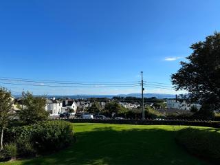 A cozy room walking distance to the beach with a private bathroom - Galway - 0