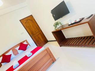 Kandy Lakeside Escape - 3