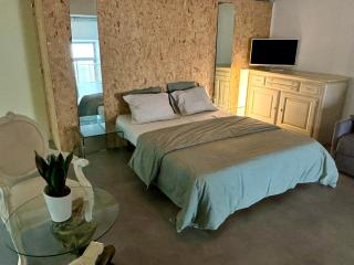 Radiance Private Bedroom & Breakfast - 3