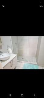 Super Cosy 2 bed - 3