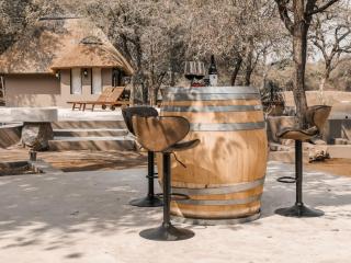 Timbila Game Lodge - Welcome to Land of Leopards and Buffalo - Big Game Lodge - Phalaborwa - 2