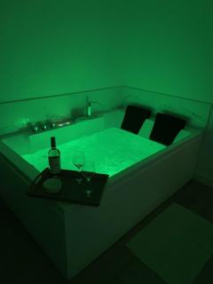 Le Duplex : Balneo, lit queen size - Beaugency - 2