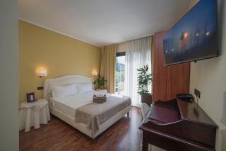Admiral Hotel Villa Erme - 3