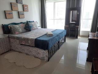Double room with Private bathroom - Sharjah - 1