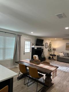 Hillside House Room 2 - 1