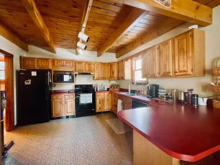 Peaceful Pines Camp on Lower Kimball Pond - Fryeburg - 3