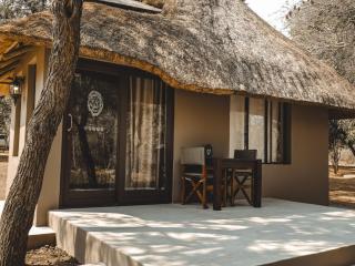 Timbila Game Lodge - Welcome to Land of Leopards and Buffalo - Big Game Lodge - Phalaborwa - 5