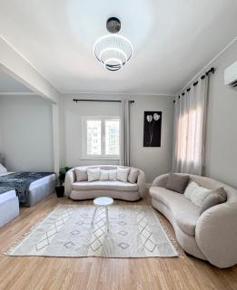 Stay in Style Central Luxury - Cairo - 1