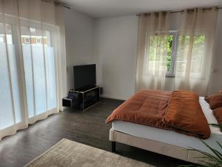 TheSuites Frankfurt-Airport - Studio Room - Private WC, Shared Bathroom - Hofheim am Taunus - 4