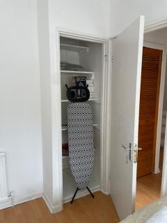 Lovely spacious 3 bedroom house with sofa bed, 30 minutes from Central London - Londres - 3
