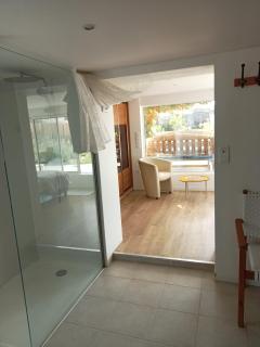 Grand studio tout équipé - 5