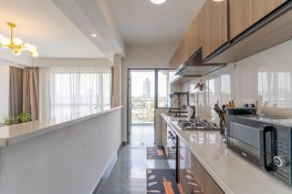 Airy Apartment with Gym, Stunning View in Westlands - Nairobi - 6