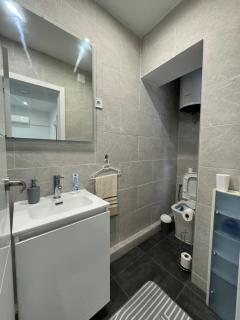 Best Located Renewed Apartment - 2