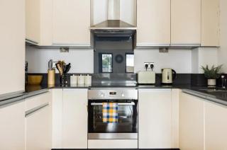 2 Bedroom Apartment Canning Town Newham ExCeL London with free Parking - Londra - 8