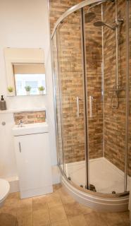 TideSide Retreat - Eastbourne - 3