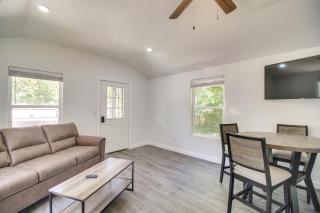Close to Lake Grove Cabin with Shared Fire Pit! - Grove - 5
