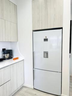 Next to COP29, Stylish Baku Apt City & Sea View - 6