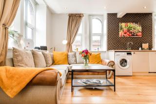 Cavern Quarters, Beautiful Two Bedroom City Centre Apartment by Garudy Serviced Apartments and Short Lets - perfect for longer stays - Liverpool - 6