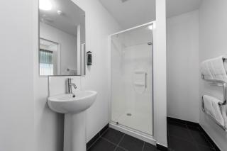 Southwark Hotel & Apartments - Christchurch - 4