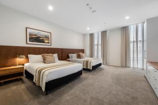 Southwark Hotel & Apartments - 9