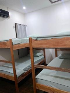 Travelart Backpackers Hostel - Belize City - 3