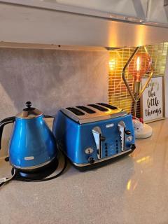 Book Now Affordable Cute Cozy studio with Carpark 23 - 3