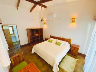 Jim's Beach House - Playa Grande - 2
