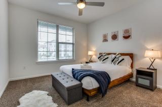 Astonishing CozySuites on I-35 w pool&parking #10 - Pflugerville - 7