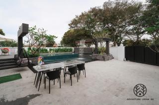 Adventure Lodge 30 - 7mins to Jonker Str #HotJacuzzi #kids #25pax #KTV#swimming pool - 7