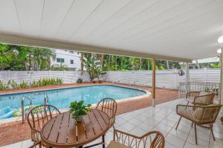 Beach Home Estate I Pool & Ocean - 4