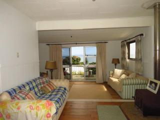 Rustic Charmer in Cable Bay - Cable Bay - 9