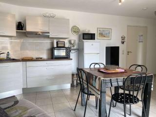 T2 avec terrasse, cuisine équipée, clim & wifi, proche Thermes - FR-1-553-277 - Balaruc-les-Bains - 9