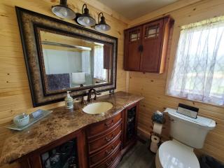 Kentucky Hills Country Cottage - Country Life - 7