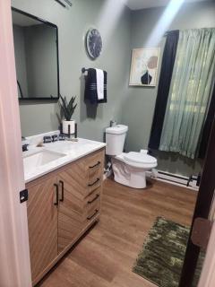 Peaceful Home Away from Home - 5