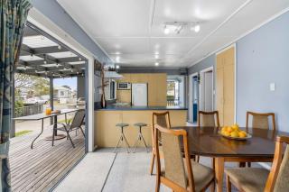 Holidays on Hampton - House plus sleep-out - Whangamata - 7