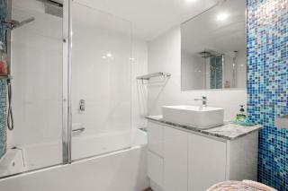 Monterey Lodge Unit 17, 27 Warne Tce Kings Beach - Caloundra - 2