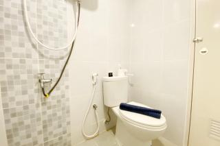 Comfort 2BR at 38th Floor Tokyo Riverside PIK 2 Apartment By Travelio - Rawalembang - 5
