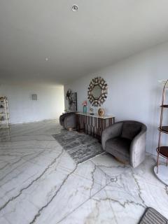 Luxury 6-Bedroom Villa in Uluwatu - Uluwatu - 8