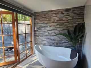 The Garden House BnB - 1