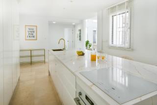 Dream beach-side villa with sea views & close to golf - Mijas - 3