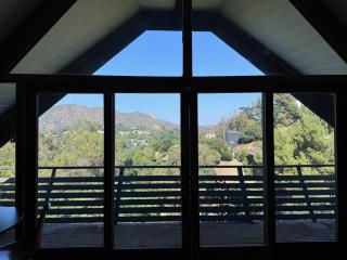 Architectural Marvel In Hollywood Hills Wviews - 0