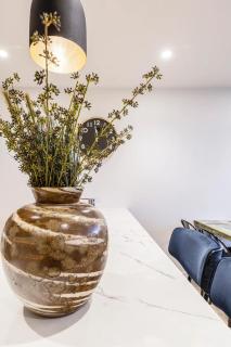 Hip Pad in Cool St Kilda Precinct FREE Parking - 4