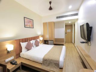 Palette Hotel Surya by CheckIn Vadodara - Vadodara - 2