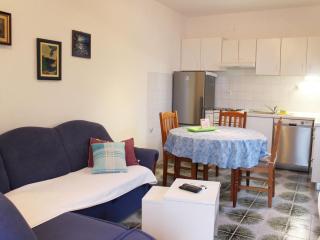 Apartments Sweet Life - One-Bedroom Apartment with Terrace Nina ST - Supetar (San Pietro di Brazza) - 9