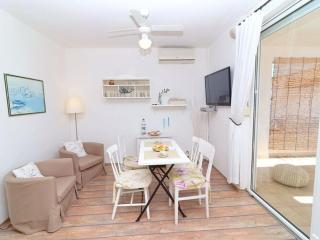 Apartments Mediterranean House - Two Bedroom Apartment with Terrace and Sea View - Klek - 4
