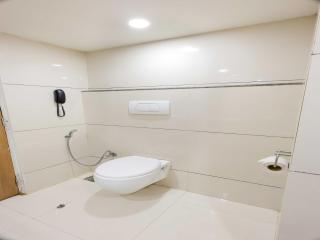 Palette Hotel Surya - Vadodara - 5