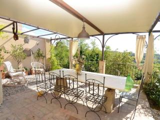 Charming cottage, in the village of Lari - Lari - 2